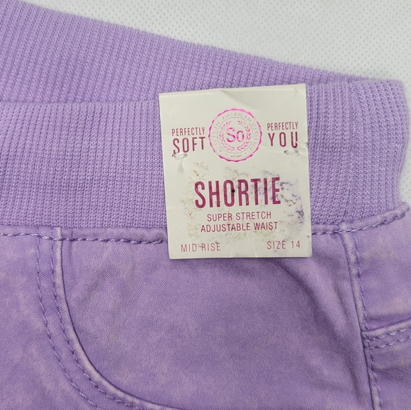 SO Adjustable Shorts - Picture 4 of 5